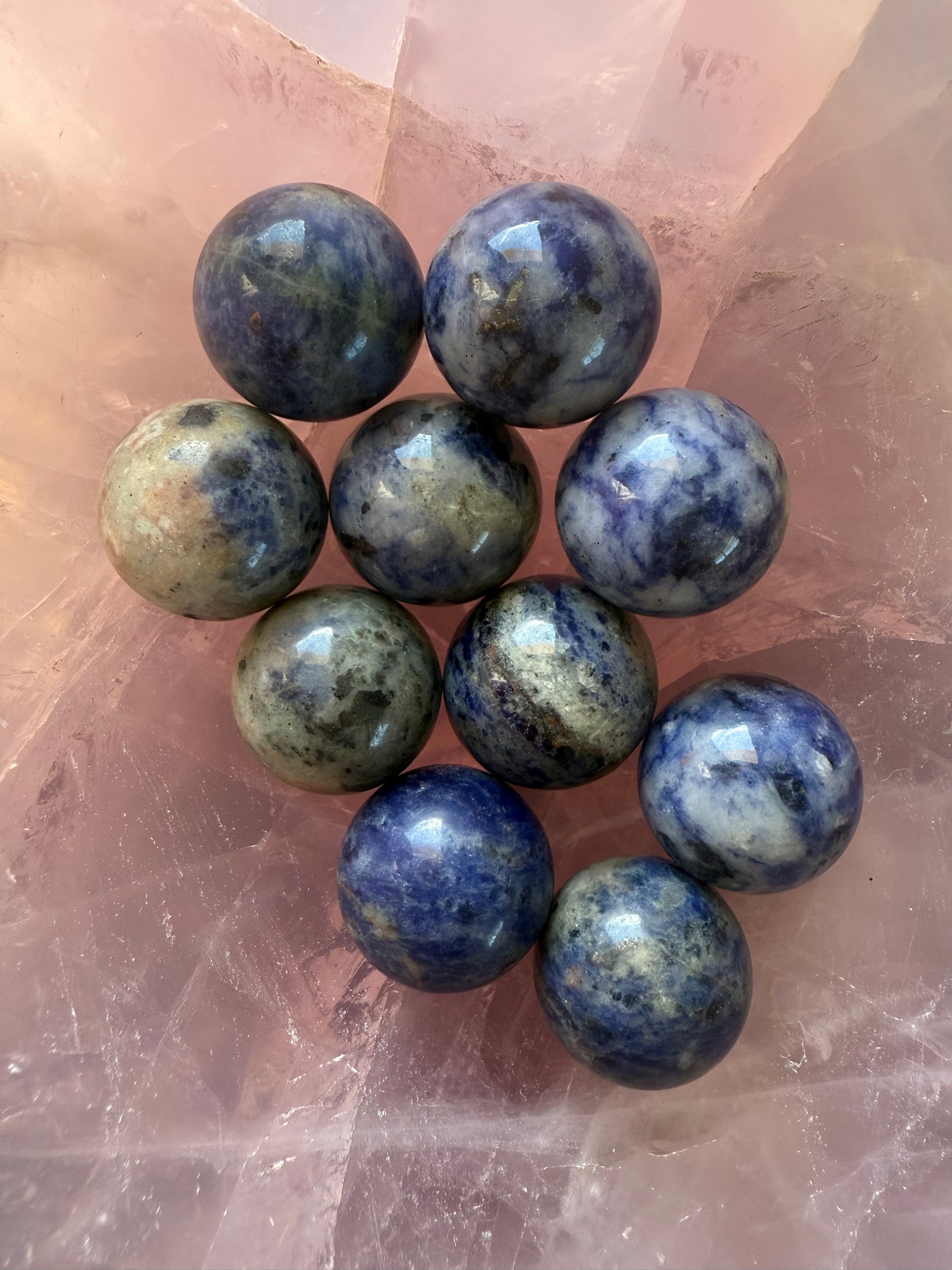Mini Spheres