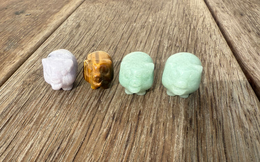 Mini Chunky Pig Carving