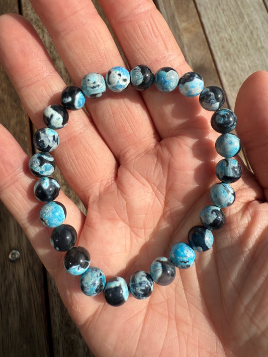 Dyed Orca Agate Bracelet
